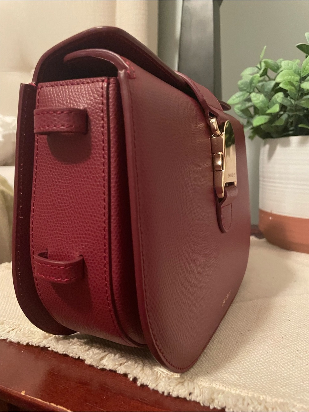 Senreve Cadence crossbody Pebbled Merlot - Picture 7 of 11